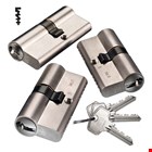DOM Plura gelijksluitende combinatieset à 3 cilinders SKG** - 2x30-30mm + 1x30-45mm